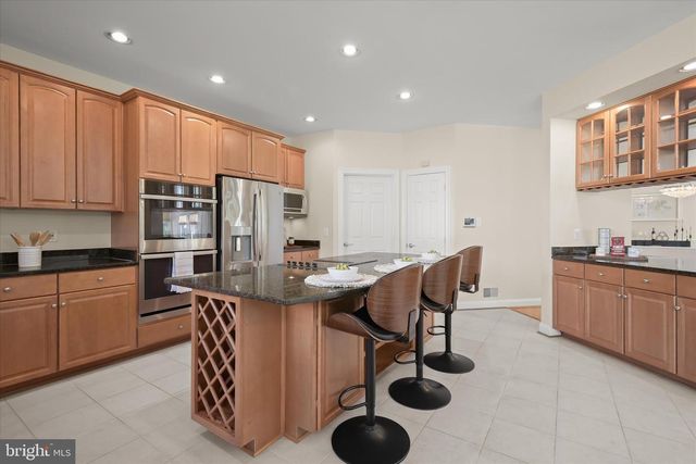16907 HARBOUR TOWN DR, Ashton, MD 20861