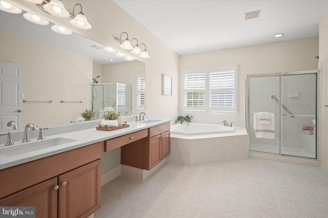 16907 HARBOUR TOWN DR, Ashton, MD 20861