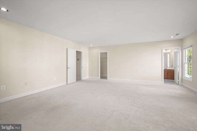 16907 HARBOUR TOWN DR, Ashton, MD 20861
