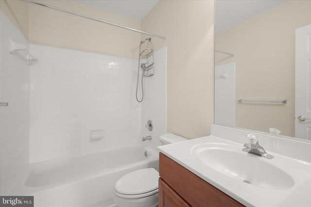 16907 HARBOUR TOWN DR, Ashton, MD 20861