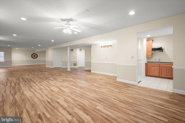 16907 HARBOUR TOWN DR, Ashton, MD 20861