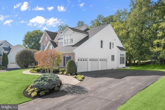 16907 HARBOUR TOWN DR, Ashton, MD 20861
