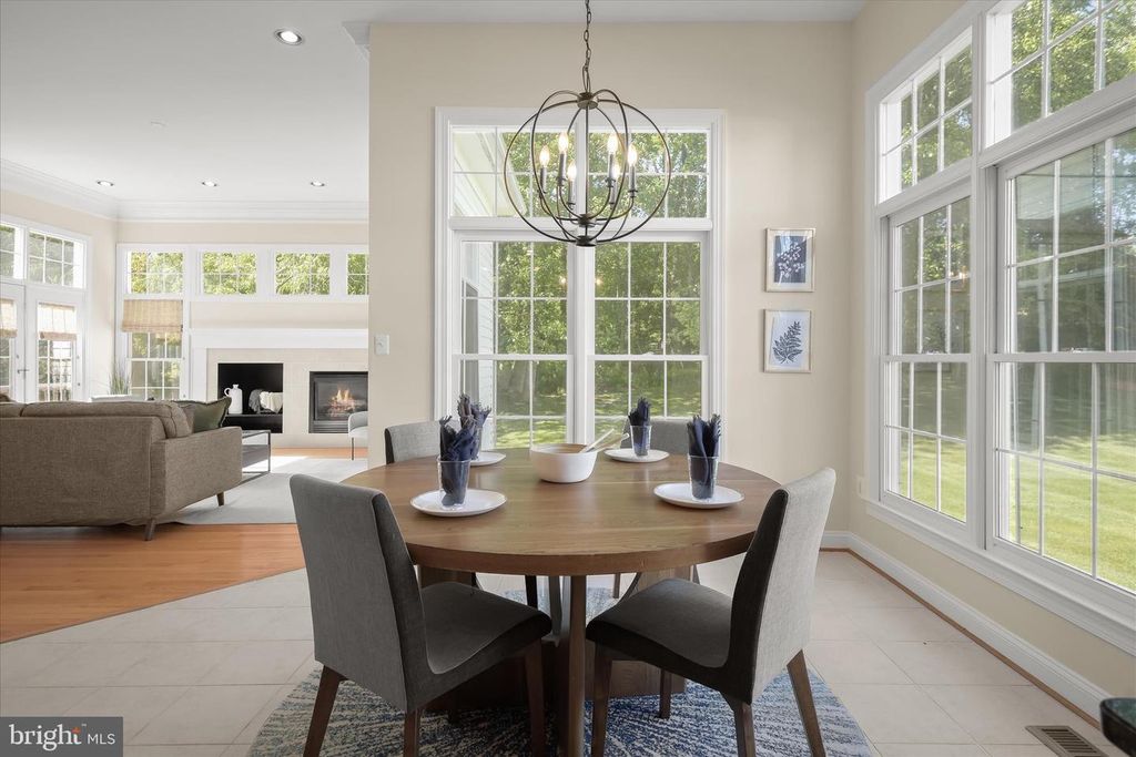 Image 28 of property listing at 16907 HARBOUR TOWN DR, Ashton, MD 20861