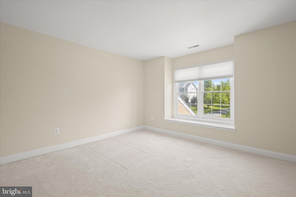 Image 43 of property listing at 16907 HARBOUR TOWN DR, Ashton, MD 20861