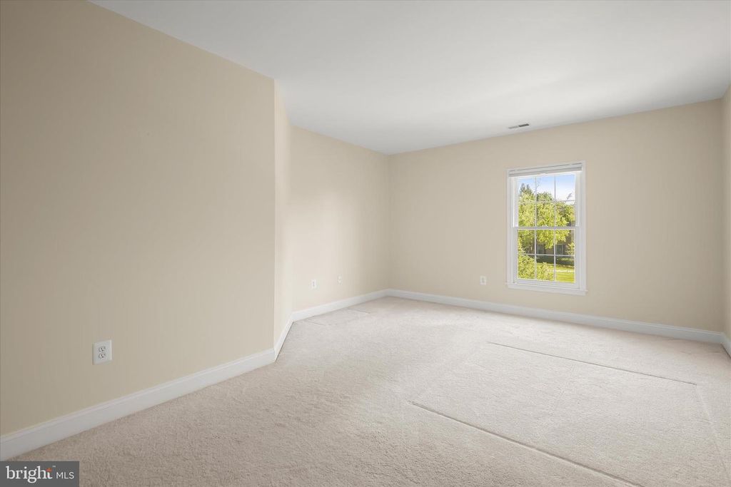 Image 46 of property listing at 16907 HARBOUR TOWN DR, Ashton, MD 20861