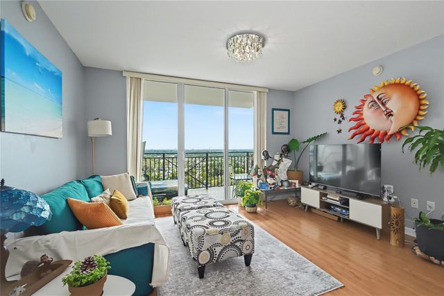 610 W Las Olas Blvd 1221N, Fort Lauderdale, FL 33312