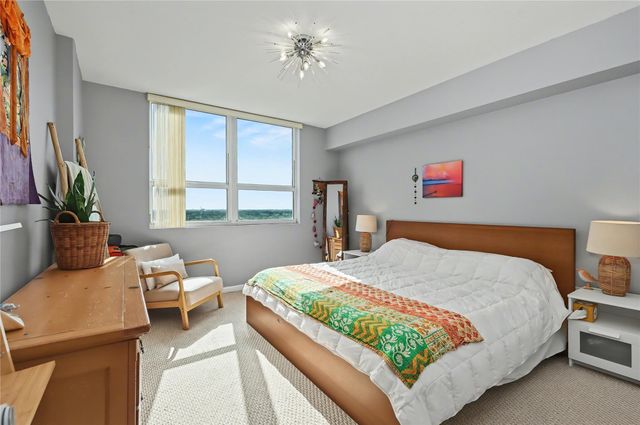 610 W Las Olas Blvd 1221N, Fort Lauderdale, FL 33312