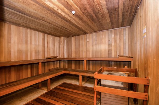 610 W Las Olas Blvd 1221N, Fort Lauderdale, FL 33312