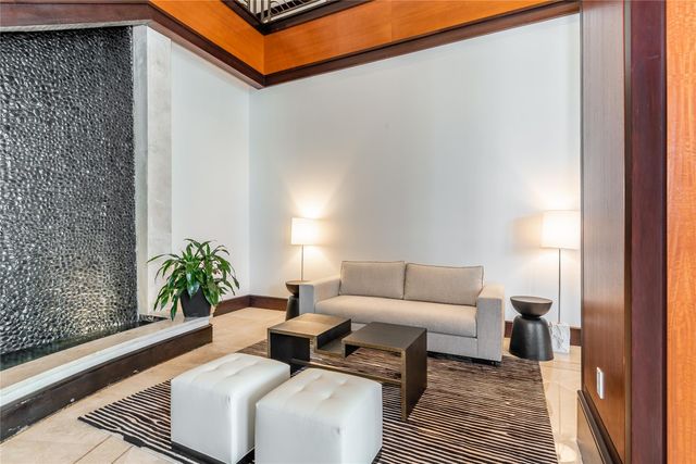 610 W Las Olas Blvd 1221N, Fort Lauderdale, FL 33312