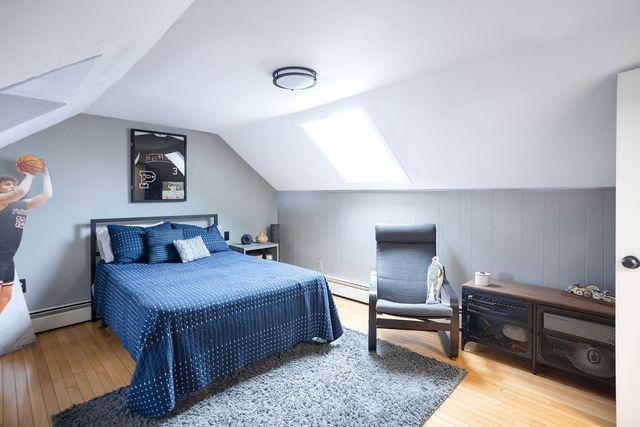 403 Valley Road, Middletown, RI 02842