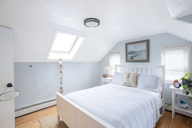 403 Valley Road, Middletown, RI 02842