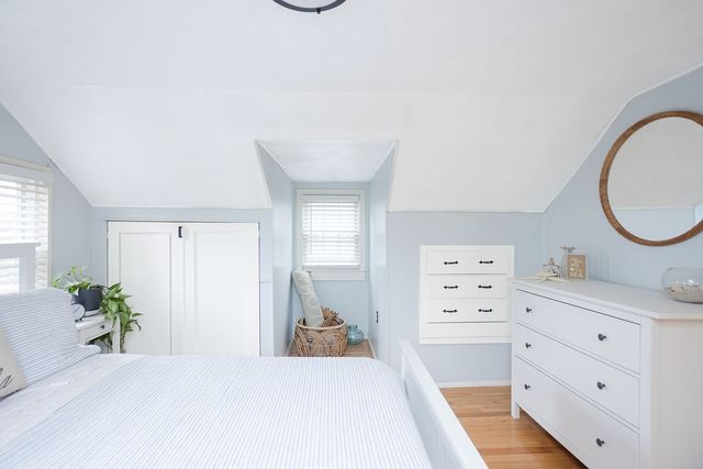 403 Valley Road, Middletown, RI 02842