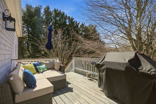 403 Valley Road, Middletown, RI 02842