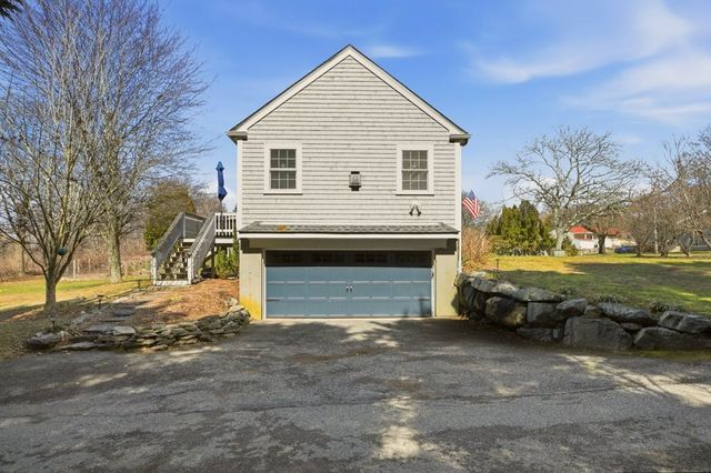 403 Valley Road, Middletown, RI 02842
