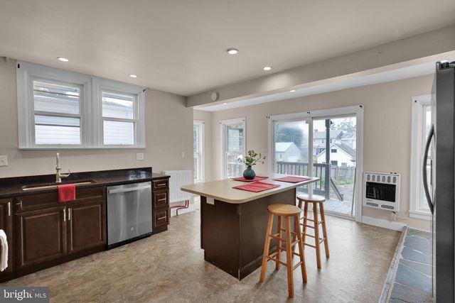 124 ORANGE ST, Wrightsville, PA 17368