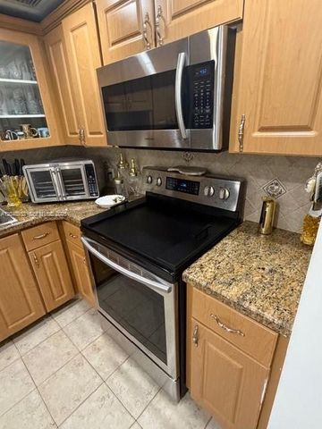 100 Bayview Dr 1208, Sunny Isles Beach, FL 33160