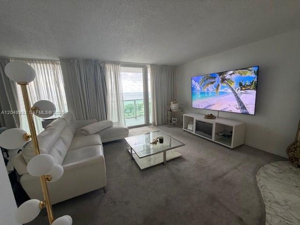 100 Bayview Dr 1208, Sunny Isles Beach, FL 33160