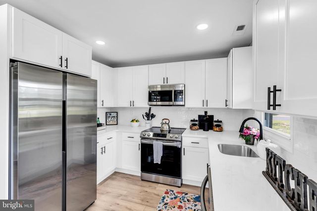 63 BUTTERCUP LN, Willingboro, NJ 08046