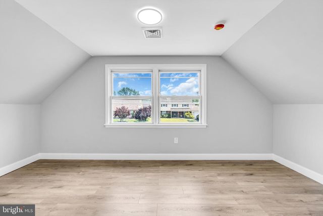 63 BUTTERCUP LN, Willingboro, NJ 08046