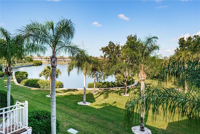 4324 SPINNAKER COVE LANE, Tampa, FL 33615