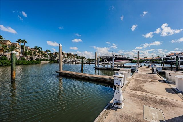 4324 SPINNAKER COVE LANE, Tampa, FL 33615