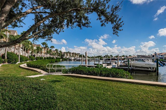 4324 SPINNAKER COVE LANE, Tampa, FL 33615