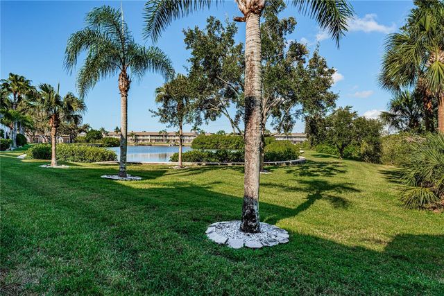 4324 SPINNAKER COVE LANE, Tampa, FL 33615