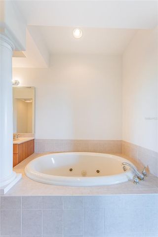 4324 SPINNAKER COVE LANE, Tampa, FL 33615