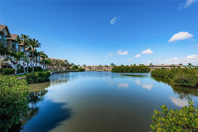 4324 SPINNAKER COVE LANE, Tampa, FL 33615