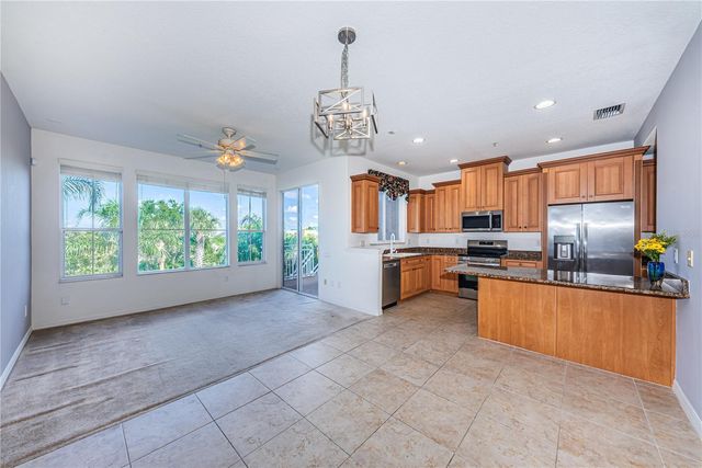 4324 SPINNAKER COVE LANE, Tampa, FL 33615