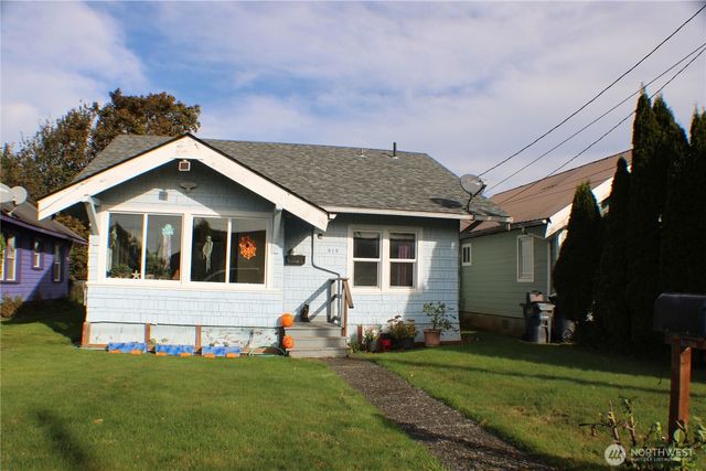 315 Eklund Avenue, Hoquiam, WA 98550