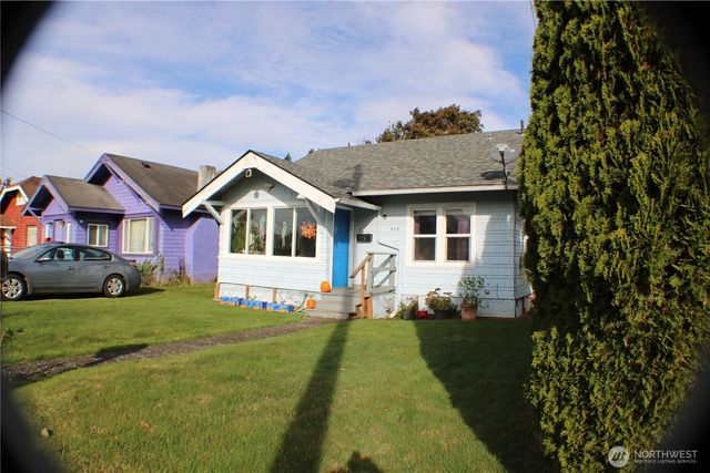 315 Eklund Avenue, Hoquiam, WA 98550
