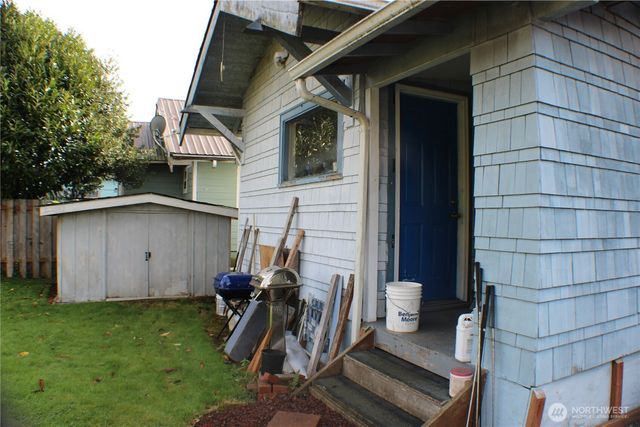 315 Eklund Avenue, Hoquiam, WA 98550