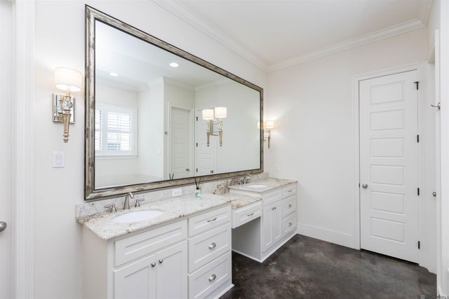 1914 Sugar Cane Ln, Baton Rouge, LA 70810