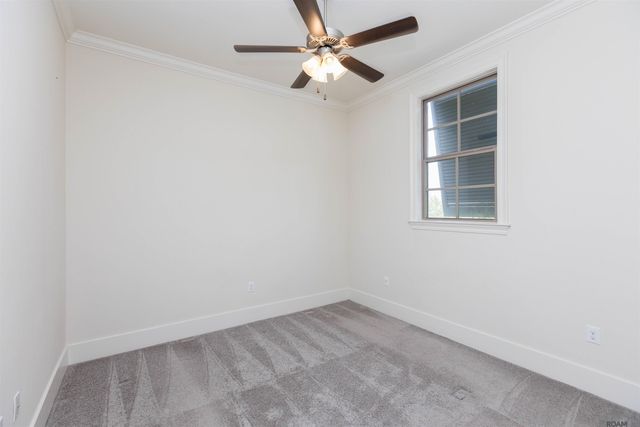 1914 Sugar Cane Ln, Baton Rouge, LA 70810