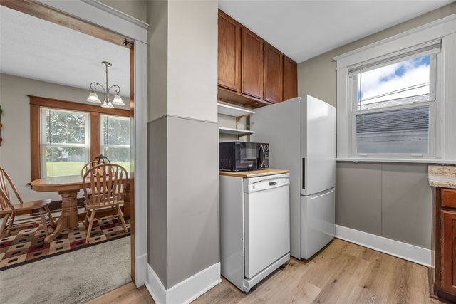 1100 English Boulevard, Marion, IA 52302