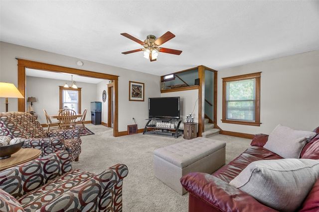 1100 English Boulevard, Marion, IA 52302