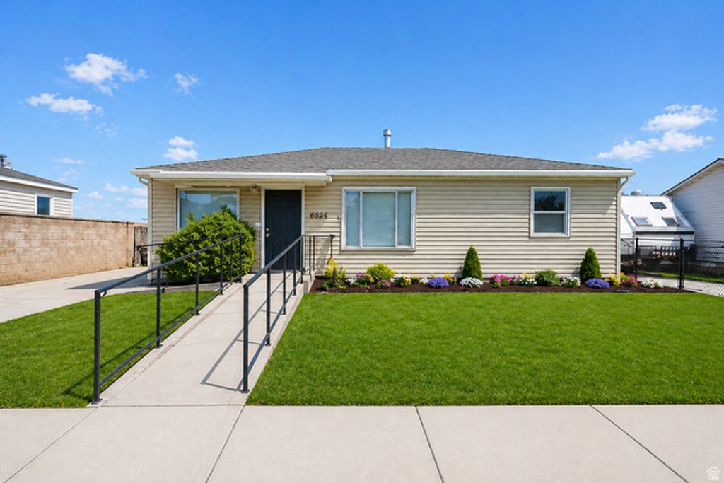 4594 W 5335 S, Kearns, UT 84118