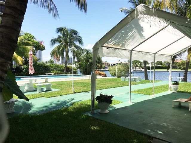 2001 S Ocean Drive 46, Hallandale Beach, FL 33009