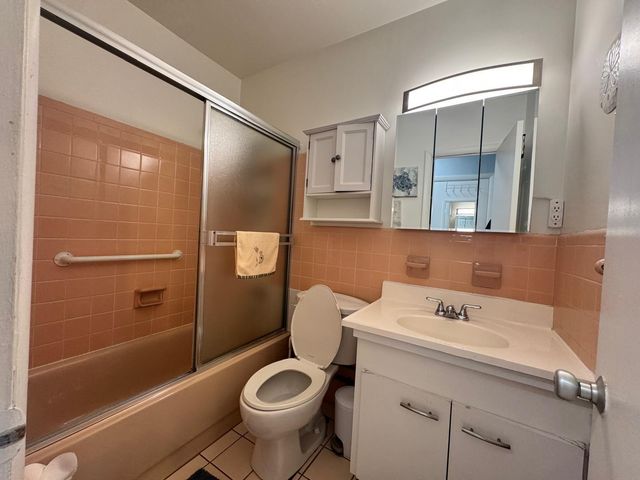 2001 S Ocean Drive 46, Hallandale Beach, FL 33009
