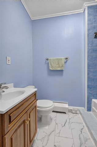 104-21 92nd Avenue, Richmond Hill, NY 11418