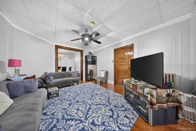 104-21 92nd Avenue, Richmond Hill, NY 11418