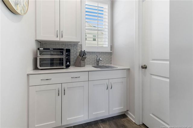 180 Beacon Hill Road, Lillington, NC 27546