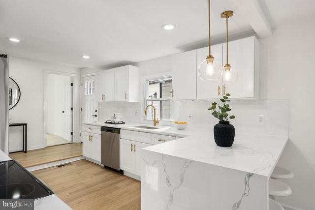 8400 TEMPLE HILL RD, Temple Hills, MD 20748