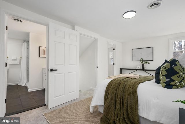 8400 TEMPLE HILL RD, Temple Hills, MD 20748