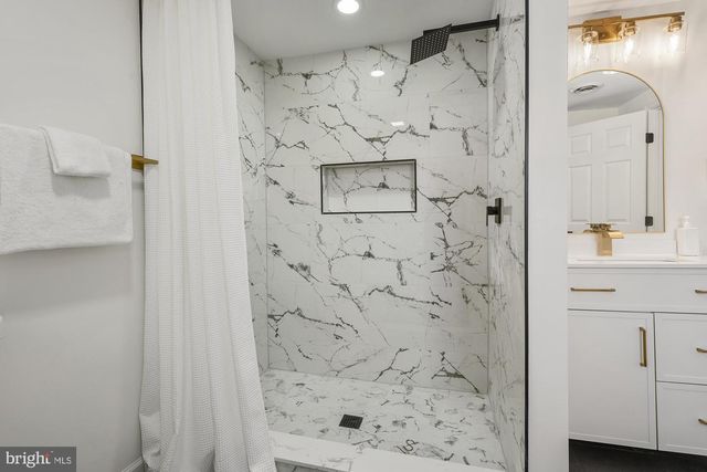 8400 TEMPLE HILL RD, Temple Hills, MD 20748