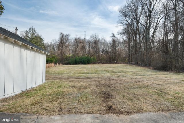 8400 TEMPLE HILL RD, Temple Hills, MD 20748