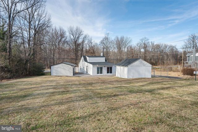 8400 TEMPLE HILL RD, Temple Hills, MD 20748