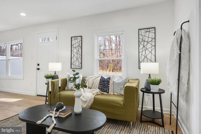 8400 TEMPLE HILL RD, Temple Hills, MD 20748