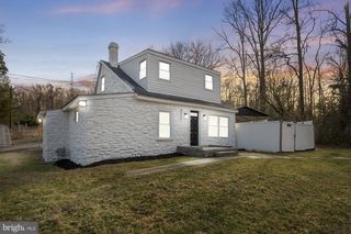 8400 TEMPLE HILL RD, Temple Hills, MD 20748